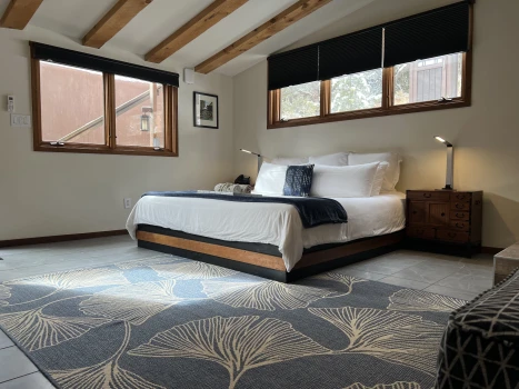 New Moon bed & windows